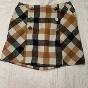 Beautiful skirt with pockets